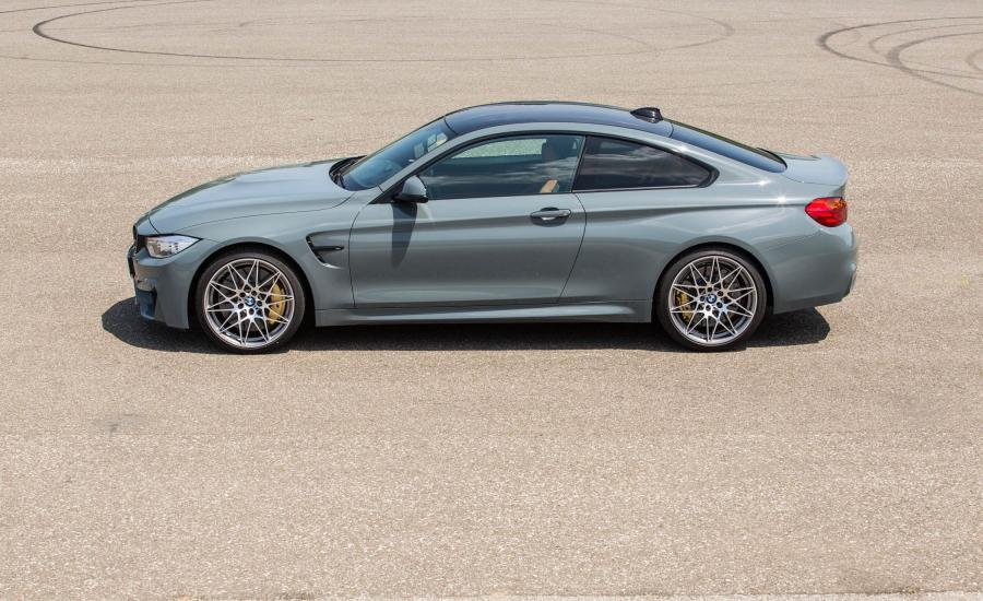  BMW M4 Coupe Competition Package 2016 года  (фото 1 из 29)